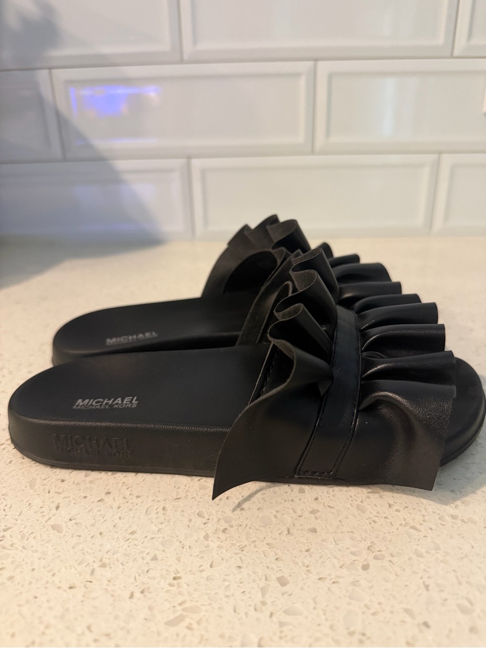 MICHAEL Michael Kors Black Ruffle Slide Sandals, Women’s size 7, Great Condition